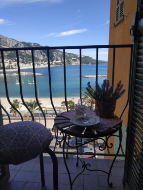 Vista mare vecchia città, Menton